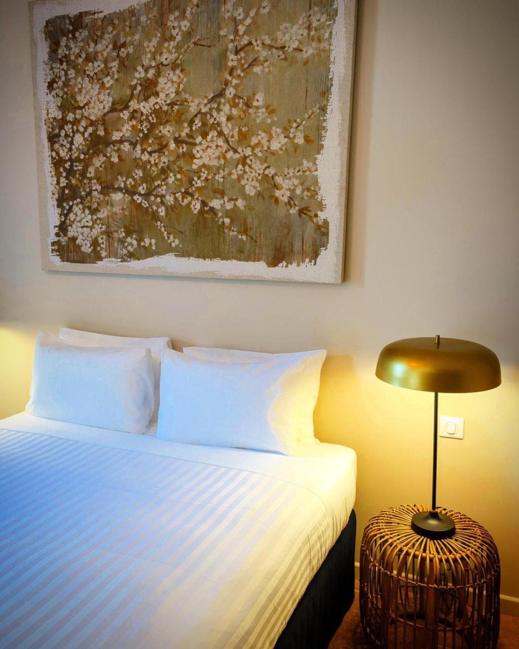 Domaine De La Limetiere Hotel Neuvy-le-Roi Room photo